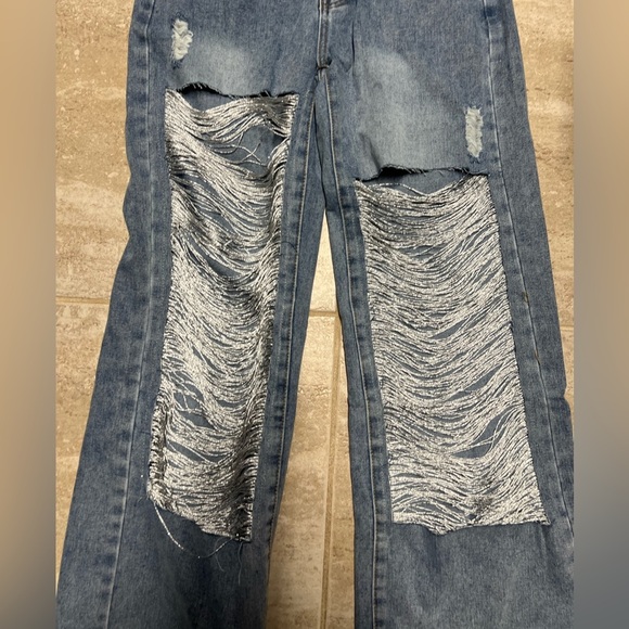 ๐๐ฅNWOT-SEXY High Waist Ripped Wide Leg Jeans SZ 27๐๐ฅ - Picture 7 of 9